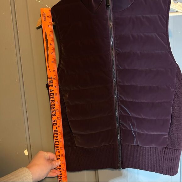 athleta hangover hybrid vest burgundy XS knit - Picture 4 of 9